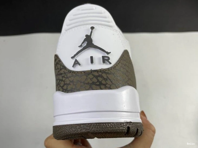 Boostmaster lin Jordan (2018) 3 Air Retro 136064-122 Mocha 0817